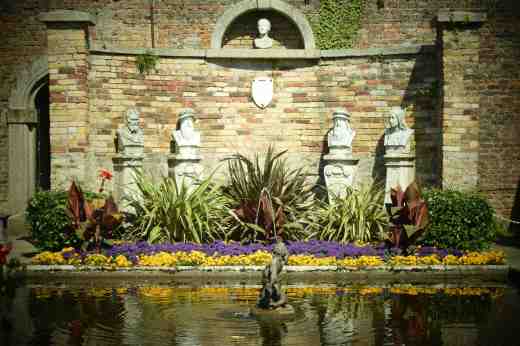 walled garden pond powerscourt